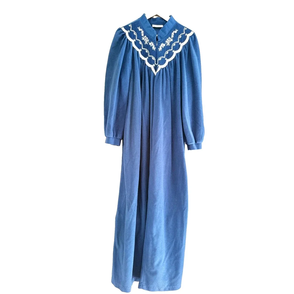 Vintage Komar Blue Zip Robe Large ~ Made in USA ~ Embroidered Yoke ~ Style 8168 - Picture 2 of 7